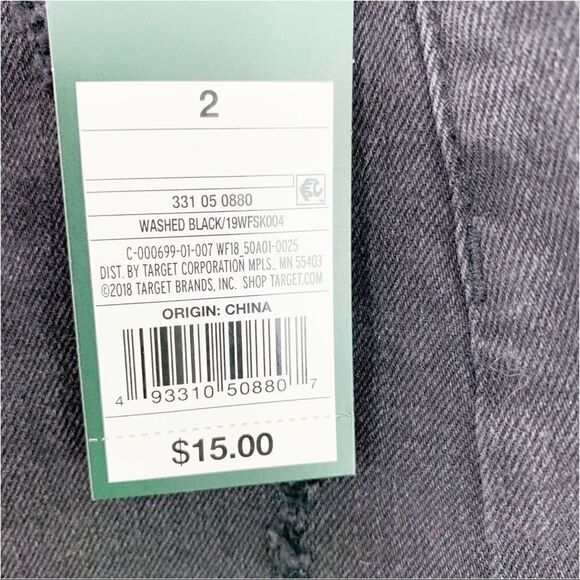 NEW Wild Fable Women's Black Mini Distressed Split Front Jean Skirt Size 2 - Picture 10 of 10